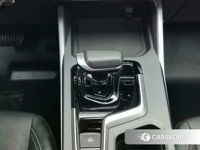 Geely Automobile Emgrand Methanol 2023 Синий из Китая, фото 3