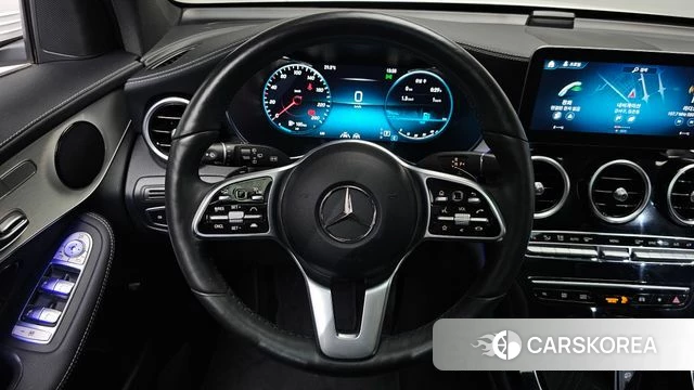 Mercedes-Benz GLC-Class X253 2021 Белый из Кореи, фото 3
