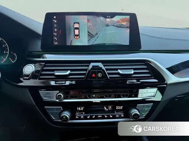 BMW 5 Series (G30) 2019 Черный из Кореи, фото 3