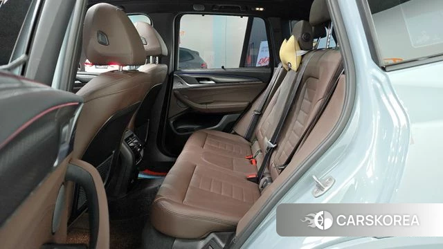 BMW X3 (G01) 2024 Серебристо-серый из Кореи, фото 3