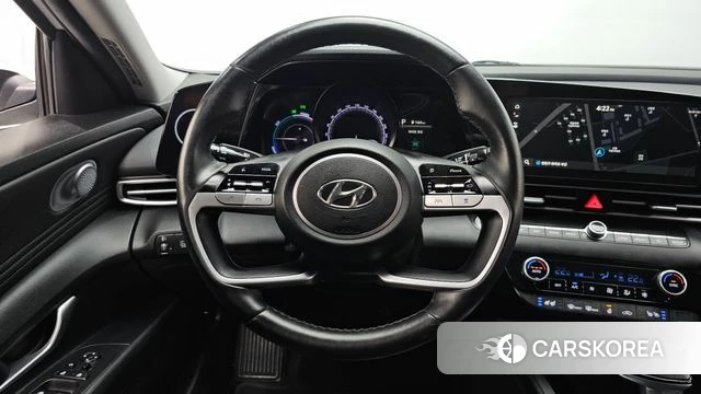 Hyundai Avante Hybrid (CN7) 2022 Белый из Кореи, фото 3