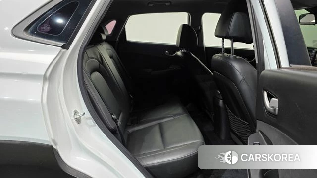 Hyundai Kona 2018 Белый из Кореи, фото 3