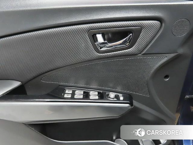 Ssangyong Tivoli Armor 2019 Синий из Кореи, фото 3