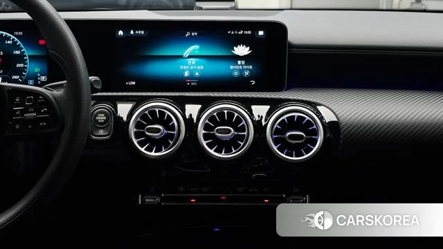 Mercedes-Benz A-Class W177 2020 Белый из Кореи, фото 3