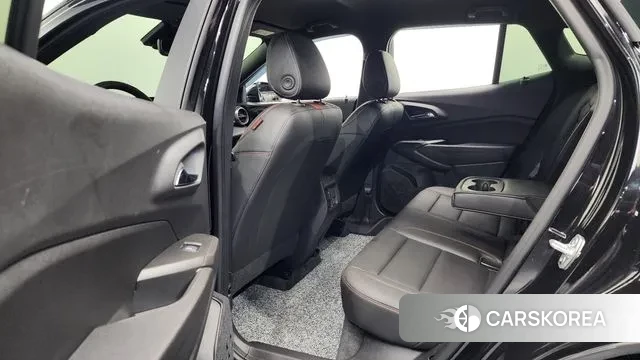 Chevrolet (GM Daewoo) Trax Crossover 2024 Черный из Кореи, фото 3