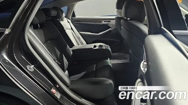 Genesis G80 2018 Черный из Кореи, фото 3