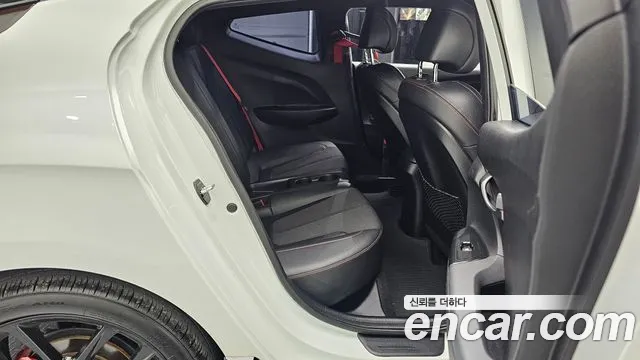 Hyundai Veloster (JS) 2018 Белый из Кореи, фото 3