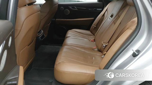 Genesis G80 (RG3) 2022 Серебряный из Кореи, фото 3