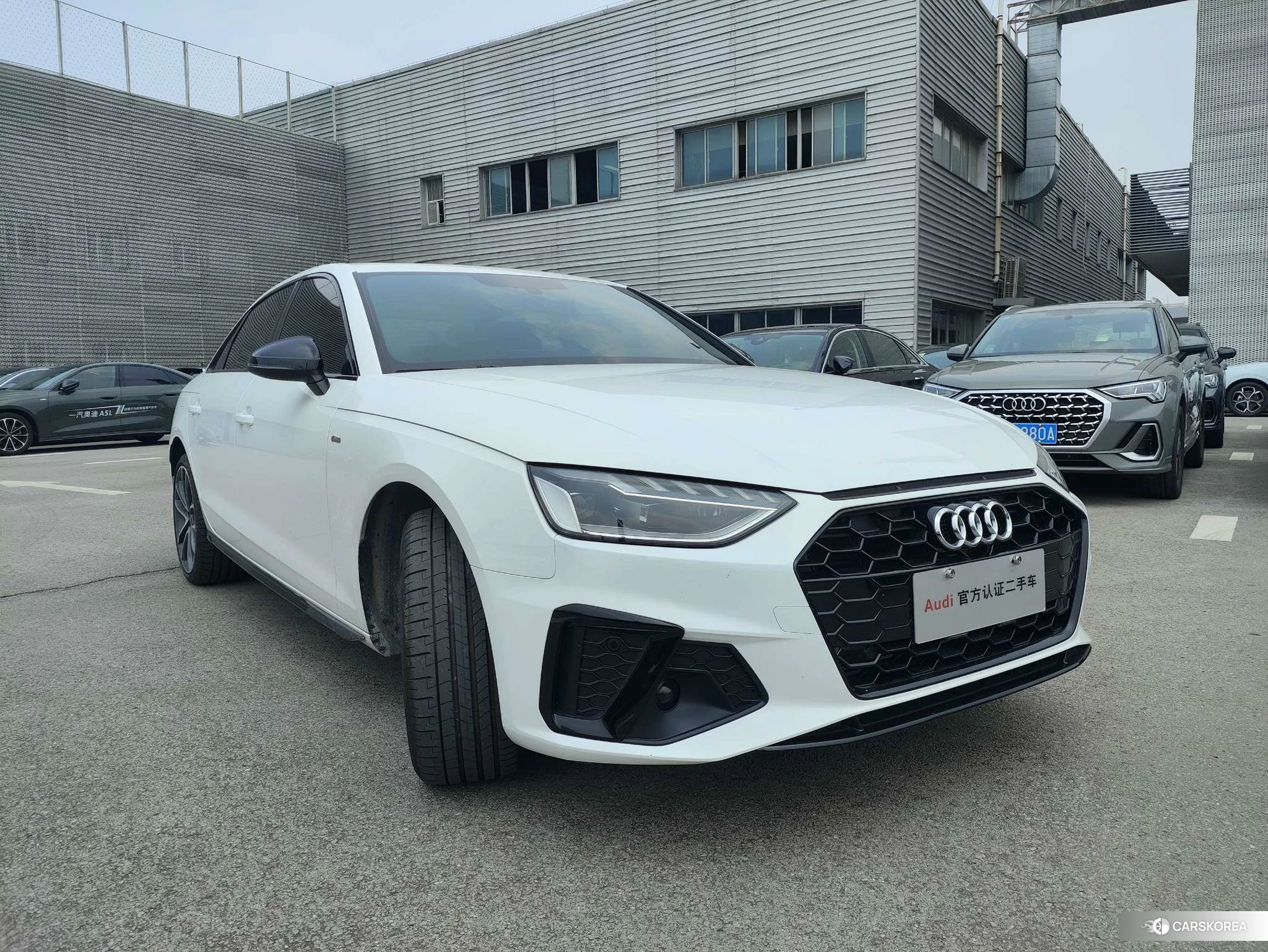 Audi A4L 2026 Белый из Китая, фото 3