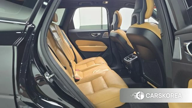 Volvo XC60 second Generation 2018 Черный из Кореи, фото 3