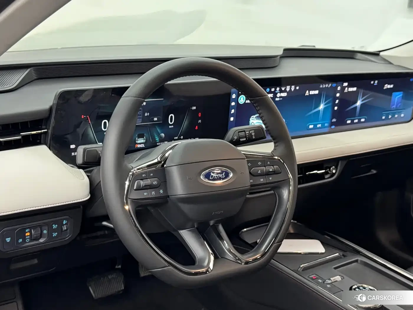 Ford Mondeo 2022 Silver/gray из Китая, фото 3