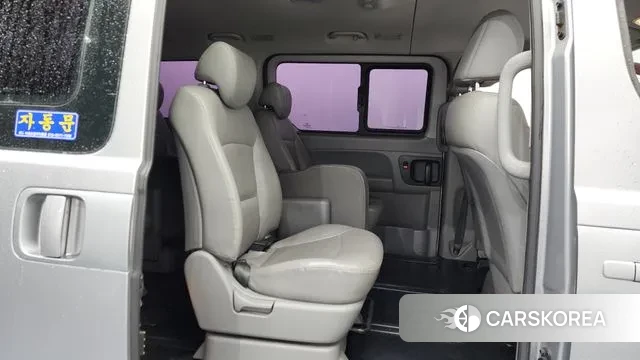 Hyundai The New Grand Starex 2018 Серебристо-серый из Кореи, фото 3