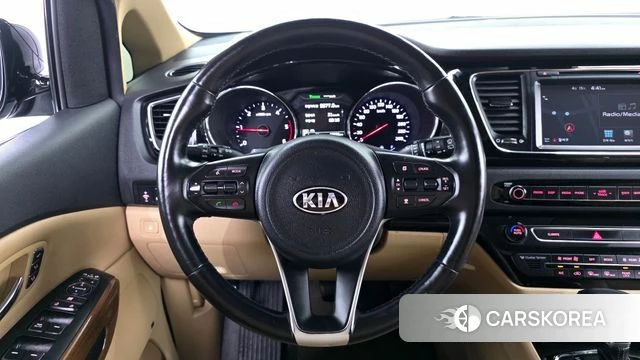 Kia All New Carnival 2018 Черный из Кореи, фото 3