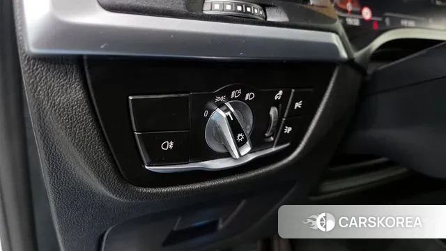 BMW X3 (G01) 2022 Белый из Кореи, фото 3