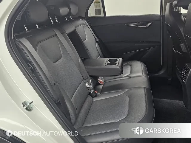 Kia Di Ol Nu Niro 2025 Белый из Кореи, фото 3