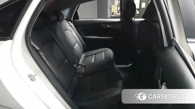 Kia Come New K3 2019 Белый из Кореи, фото 3