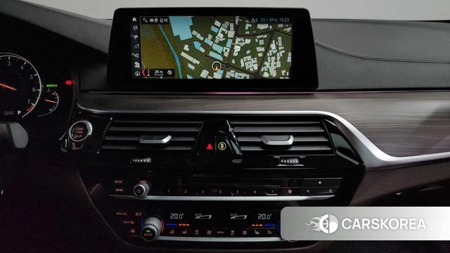 BMW 5 Series (G30) 2018 Черный из Кореи, фото 3