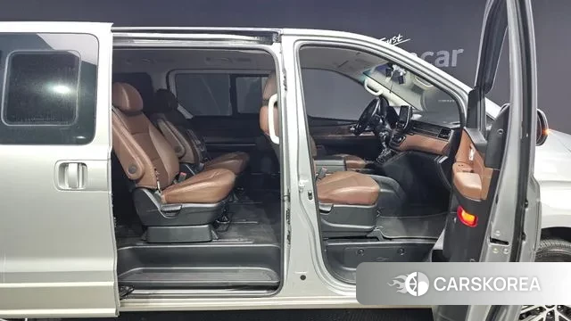 Hyundai The New Grand Starex 2018 Серебряный из Кореи, фото 3