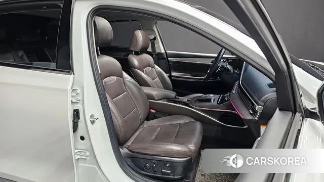 Hyundai The New Grandeur IG Hybrid 2021 Белый из Кореи, фото 3