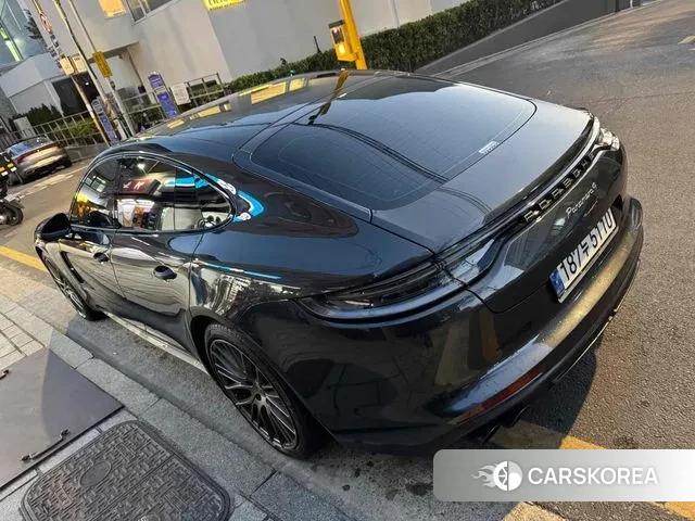 Porsche Panamera (971) 2023 Серый из Кореи, фото 3