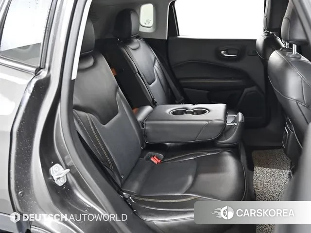 Jeep Compass 2nd Generation 2018 Черный из Кореи, фото 3