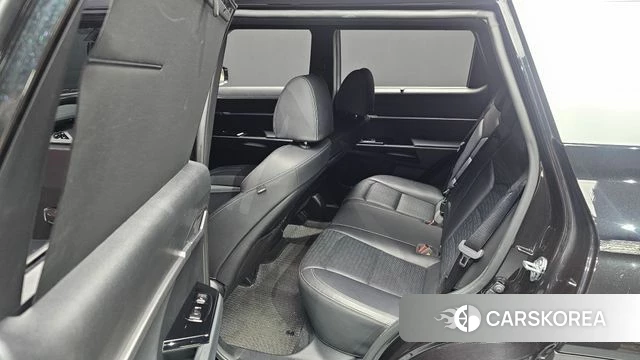 Ssangyong Torres 2023 Черный из Кореи, фото 3