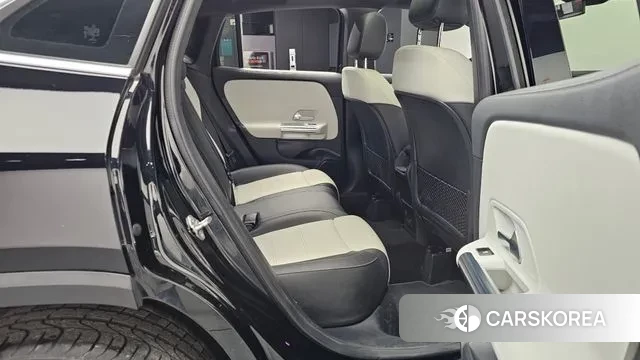 Mercedes-Benz GLA - Class H247 2021 Черный из Кореи, фото 3