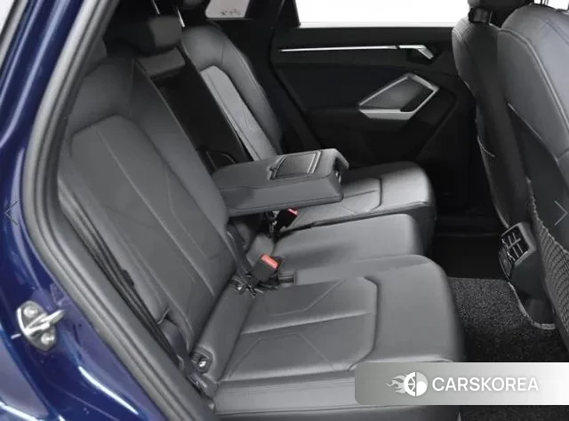 Audi Q3 (F3) 2020 Синий из Кореи, фото 3