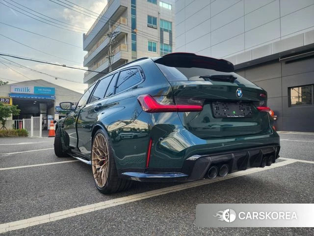 BMW M3 (G80) 2025 Темно-зеленый из Кореи, фото 3