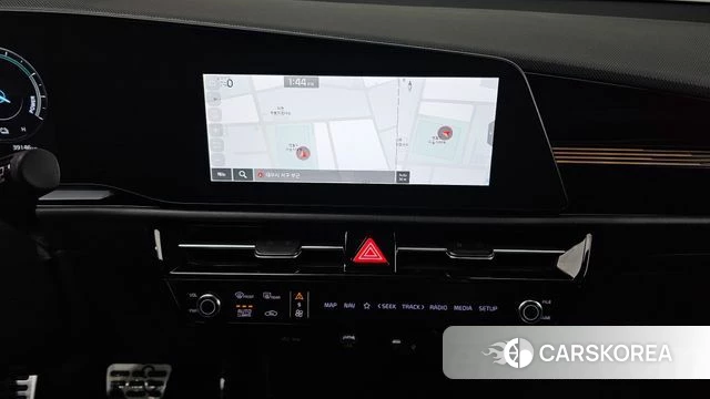 Kia Di Ol Nu Niro 2022 Белый из Кореи, фото 3