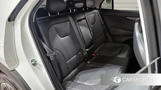 Kia Di Ol Nu Niro 2022 Белый из Кореи, фото 3