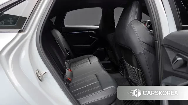 Audi S3 (8Y) 2023 Белый из Кореи, фото 3