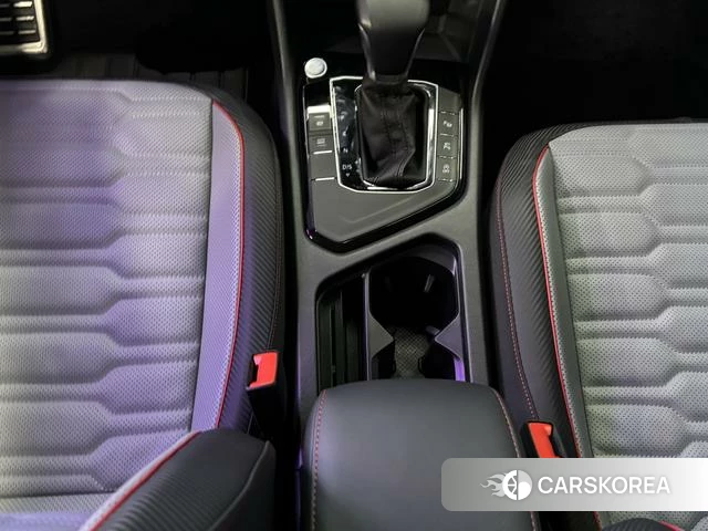 Volkswagen Tiguan L 2023 Черный из Китая, фото 3