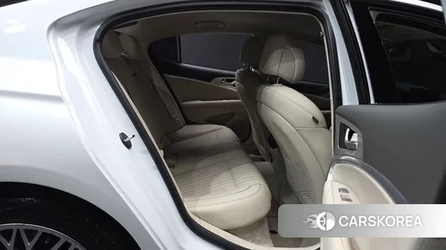 Genesis The New G70 2021 Белый из Кореи, фото 3