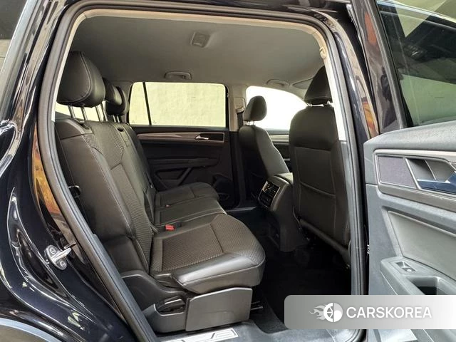 Volkswagen Tourang 2018 Черный из Китая, фото 3
