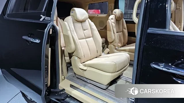 Kia The New Carnival 2018 Черный из Кореи, фото 3