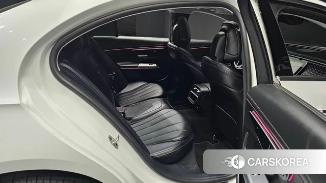 Mercedes-Benz E-Class W214 2024 Белый из Кореи, фото 3