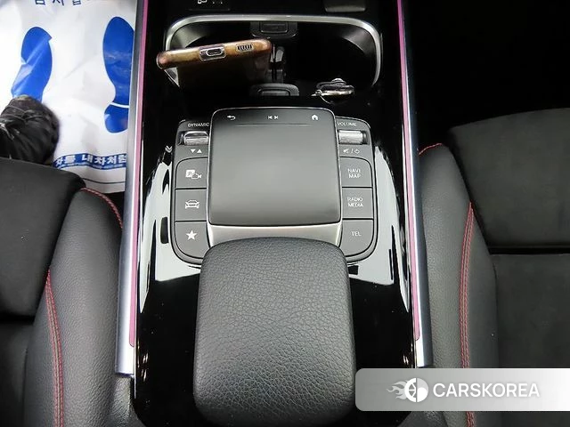 Mercedes-Benz GLB-Class X247 2023 Белый из Кореи, фото 3