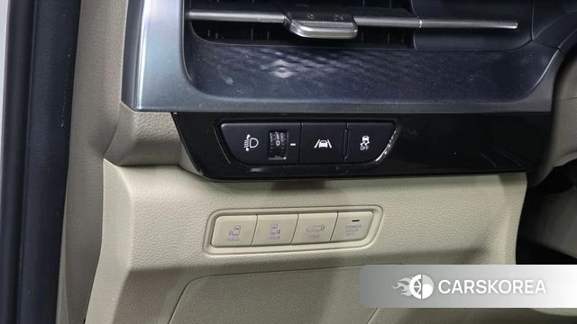 Kia Carnival 4th generation 2023 Белый из Кореи, фото 3