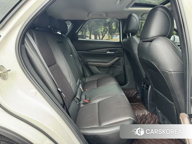 Mazda CX-30 2021 Белый из Китая, фото 3