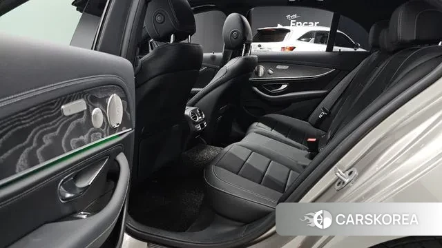 Mercedes-Benz E-Class W213 2022 Песочный из Кореи, фото 3