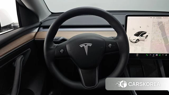 Tesla Model Y 2023 Белый из Кореи, фото 3
