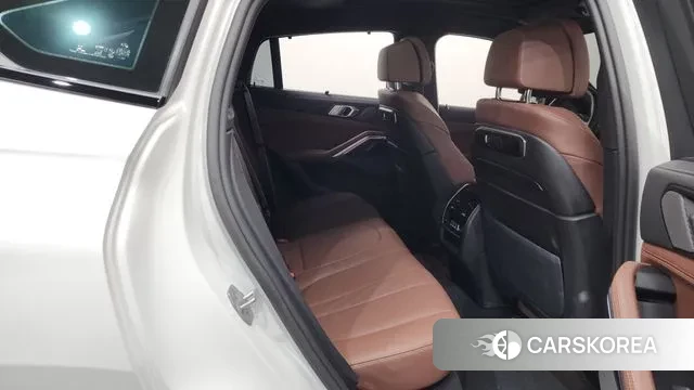 BMW X6 (G06) 2025 Белый из Кореи, фото 3