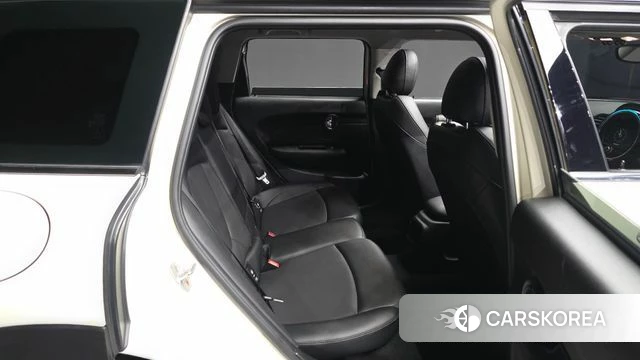 Mini Cooper D Clubman 2019 Жемчужный цвет из Кореи, фото 3