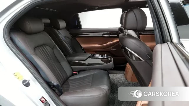 Genesis G90 2019 Серебряный из Кореи, фото 3