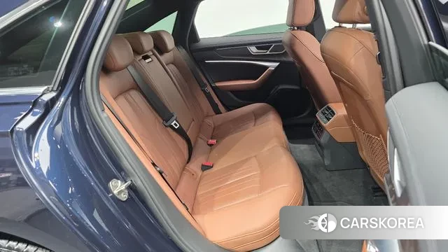 Audi A6 (C8) 2021 Синий из Кореи, фото 3