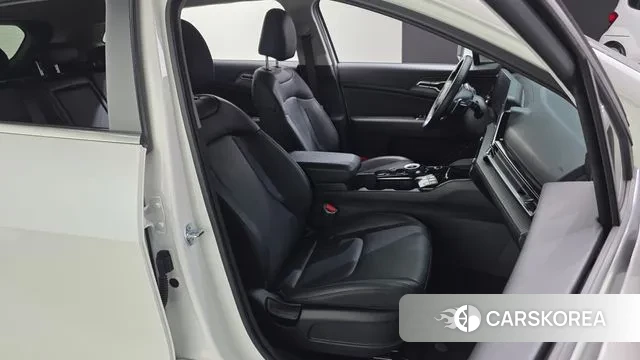 Kia Sportage 5th Generation Hybrid 2024 Белый из Кореи, фото 3