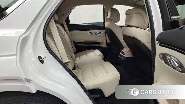 Genesis GV70 2023 Белый из Кореи, фото 3