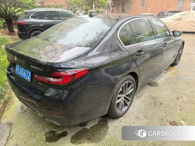 BMW 5 series 2022 Черный из Китая, фото 3