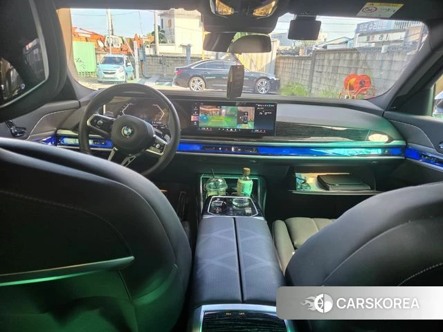 BMW 7 Series (G70) 2025 Черный из Кореи, фото 3